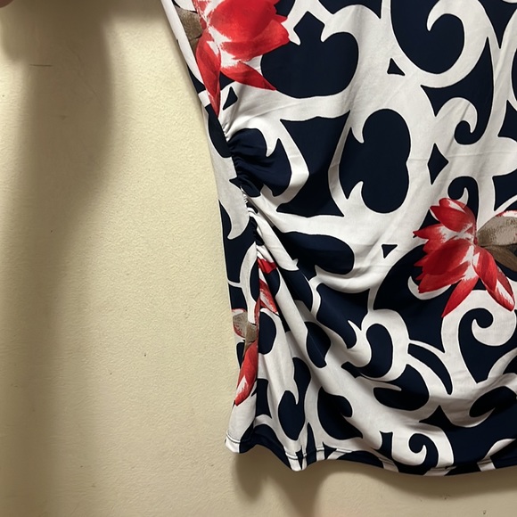 Alfani blue and red floral blouse size L - Picture 3 of 6